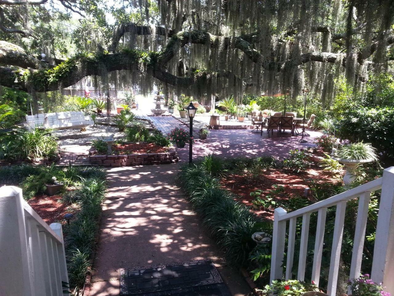 Tybee Island Inn Bed & Breakfast Экстерьер фото